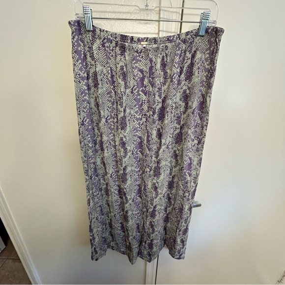 Free People Katie Button Front Reptile Print Midi Skirt Size Large - Picture 4 of 14